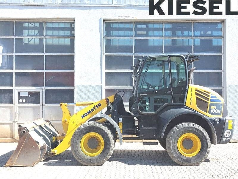 Komatsu WA 100 M-7 - Мини-погрузчик с бортовым поворотом: фото 1 Komatsu WA 100 M-7 - Мини-погрузчик с бортовым поворотом: фото 1