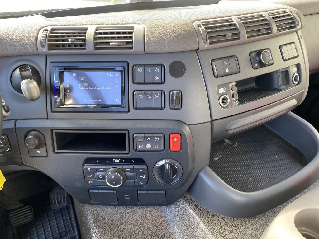 Портальный бункеровоз DAF CF 450: фото 11