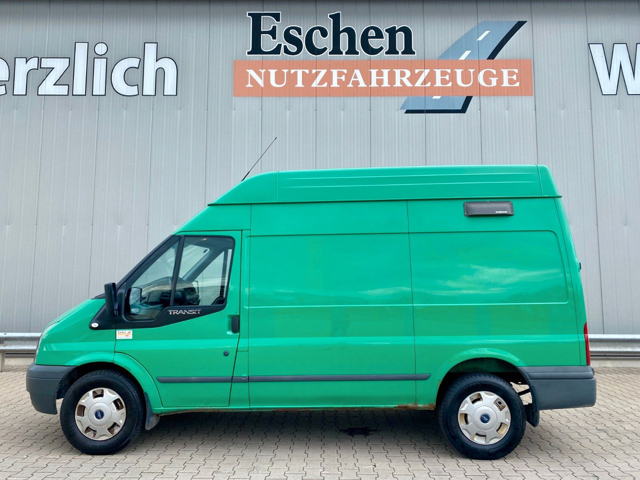 Ford Transit 140 T 350 | Sortimo-Regal*AHK*3x Sitze - Цельнометаллический фургон: фото 2 Ford Transit 140 T 350 | Sortimo-Regal*AHK*3x Sitze - Цельнометаллический фургон: фото 2