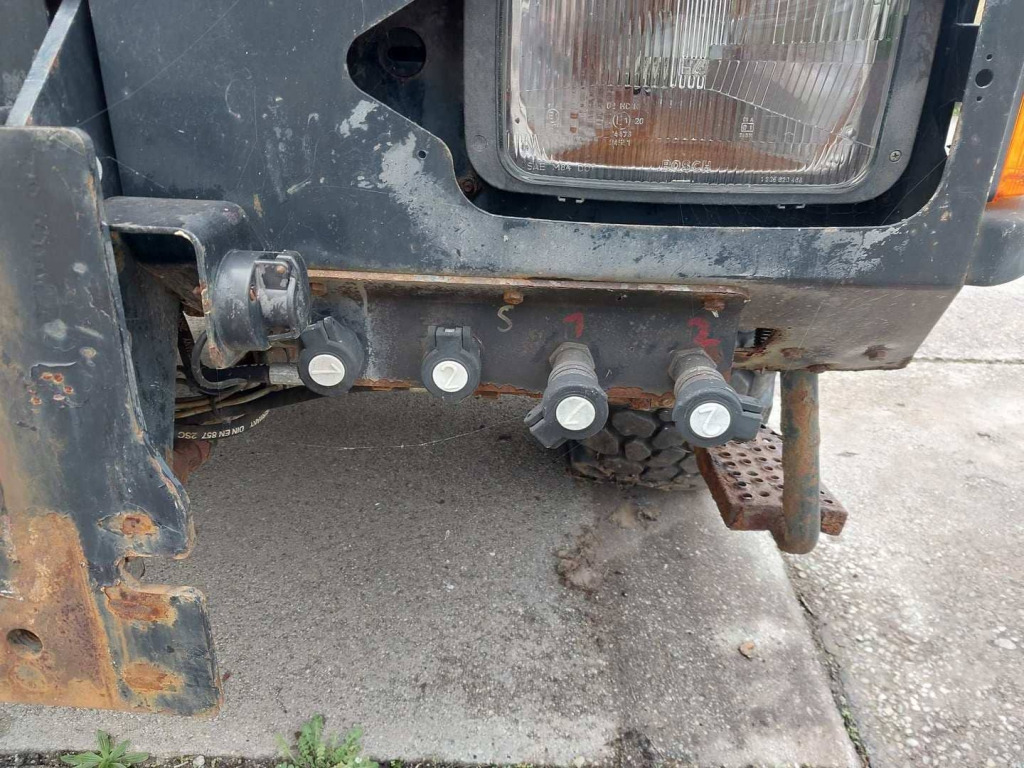 MAN LE 8.220 4x4 / Kran - Самосвал, Автоманипулятор: фото 4 MAN LE 8.220 4x4 / Kran - Самосвал, Автоманипулятор: фото 4