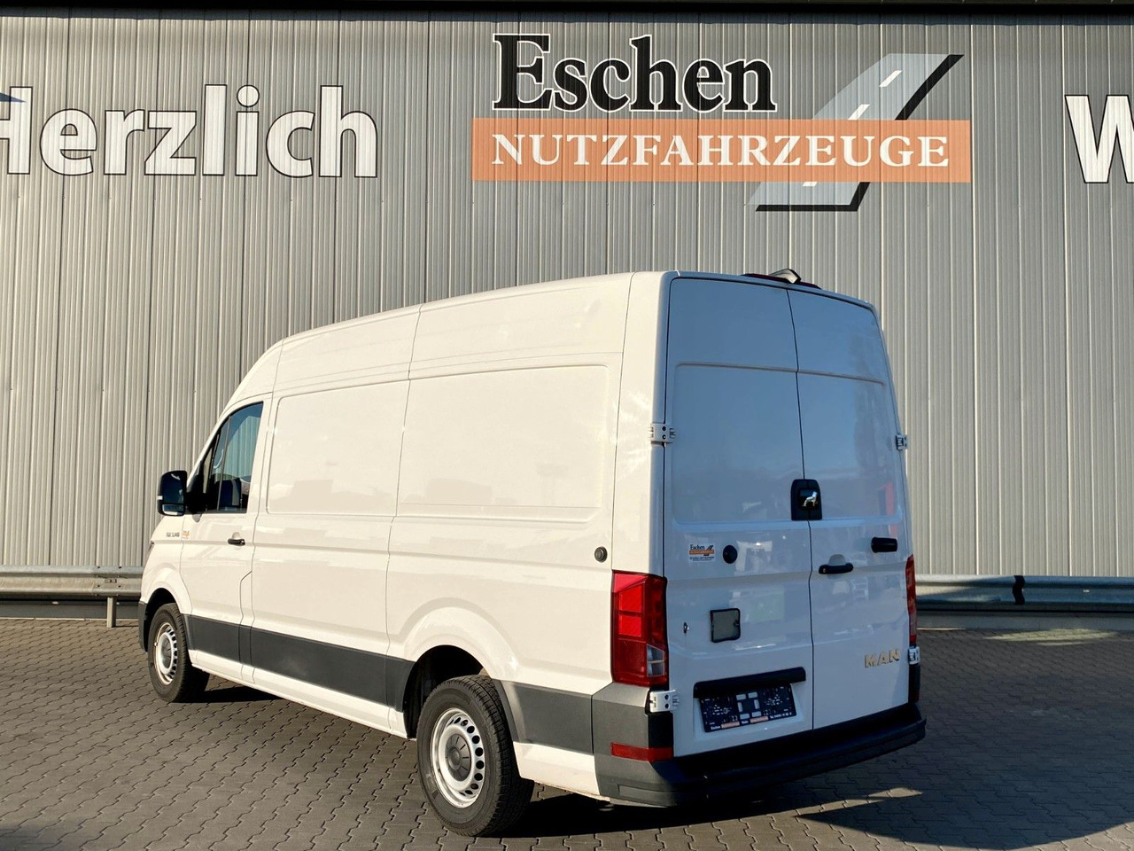 MAN TGE 3.140 | Seitentür*3x Sitze*Navi*Kamera*AC - Цельнометаллический фургон: фото 3 MAN TGE 3.140 | Seitentür*3x Sitze*Navi*Kamera*AC - Цельнометаллический фургон: фото 3
