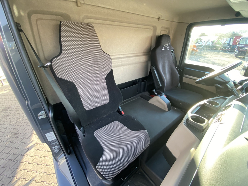 MAN TGL 12.220 4x2 BL / Dautel LBW - Грузовик с закрытым кузовом: фото 4 MAN TGL 12.220 4x2 BL / Dautel LBW - Грузовик с закрытым кузовом: фото 4