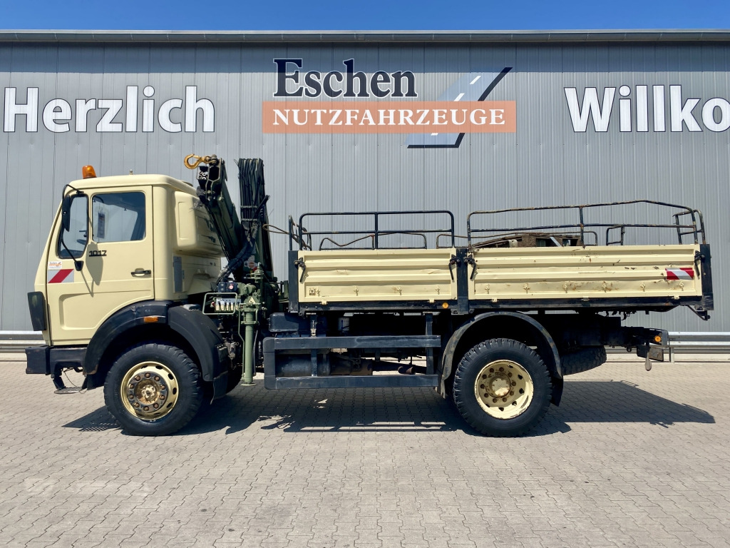 Mercedes-Benz 1017 A 4x4 / HIAB 060-2 Kran - Грузовик бортовой/ Платформа, Автоманипулятор: фото 2 Mercedes-Benz 1017 A 4x4 / HIAB 060-2 Kran - Грузовик бортовой/ Платформа, Автоманипулятор: фото 2
