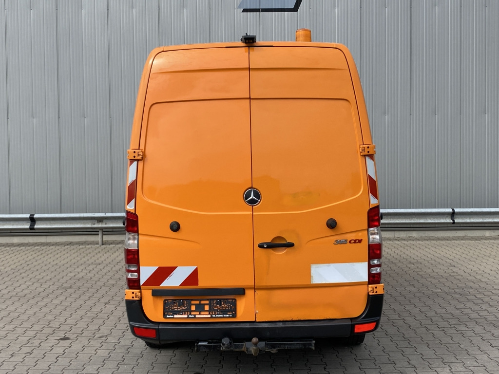 Mercedes-Benz 315 CDI - Цельнометаллический фургон: фото 4 Mercedes-Benz 315 CDI - Цельнометаллический фургон: фото 4