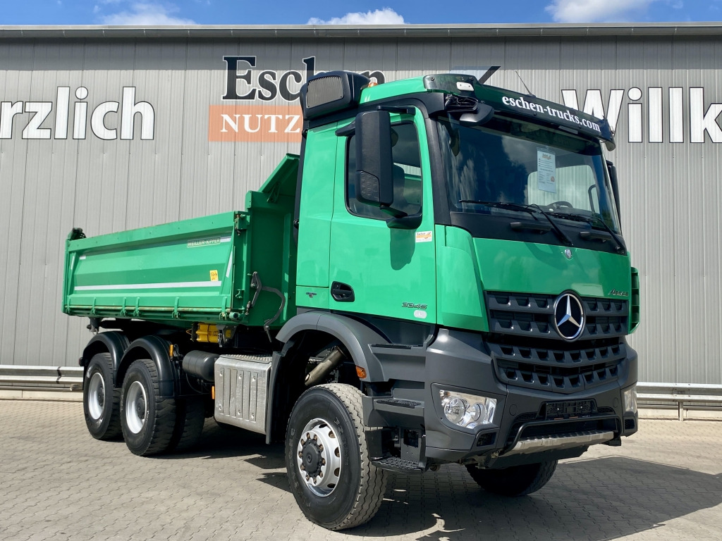 Самосвал Mercedes-Benz 3345 / 6x6: фото 8