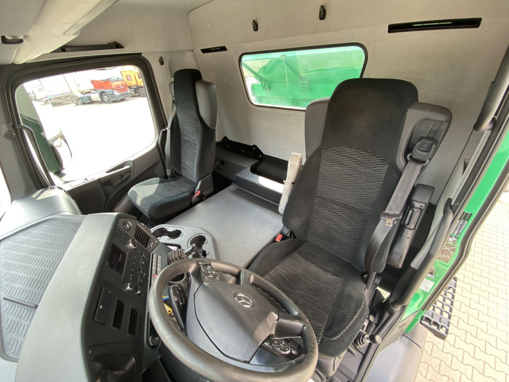 Самосвал Mercedes-Benz 3345 / 6x6: фото 14