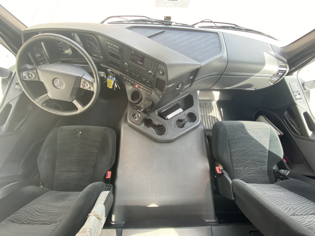 Самосвал Mercedes-Benz 3345 / 6x6: фото 16