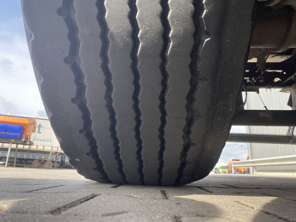 Самосвальный полуприцеп Schmitz SGF S3: фото 13 Самосвальный полуприцеп Schmitz SGF S3: фото 13