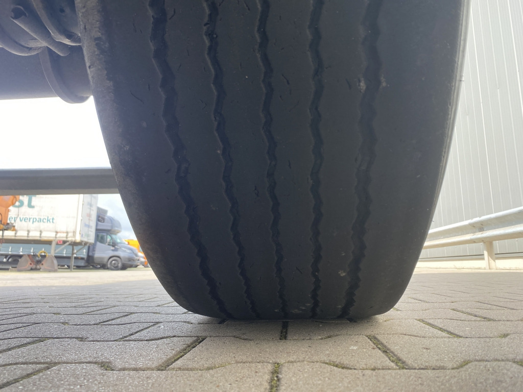 Самосвальный полуприцеп Schmitz SGF S3: фото 16 Самосвальный полуприцеп Schmitz SGF S3: фото 16