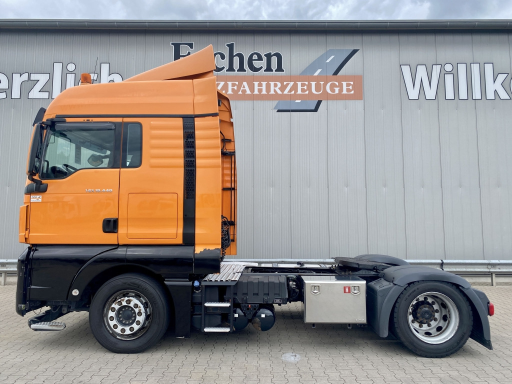 MAN TGX 18.440 4x2 LLS-U Lowliner - Тягач: фото 2 MAN TGX 18.440 4x2 LLS-U Lowliner - Тягач: фото 2