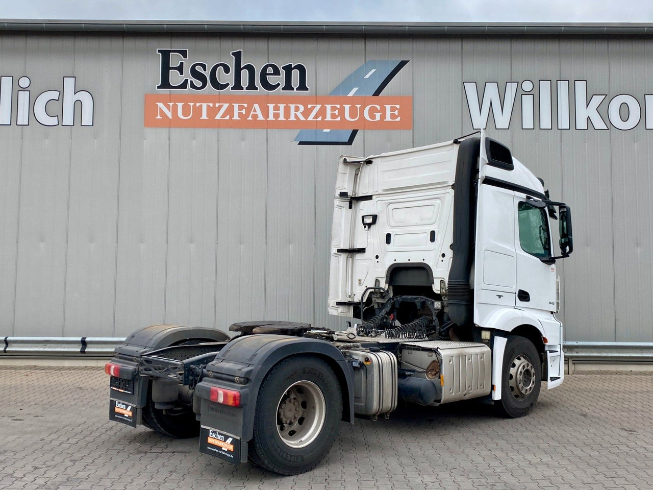 Mercedes-Benz 1843 Actros | 2x Hydraulik*Navi*Klima*1.Hand*ALU - Тягач: фото 5 Mercedes-Benz 1843 Actros | 2x Hydraulik*Navi*Klima*1.Hand*ALU - Тягач: фото 5