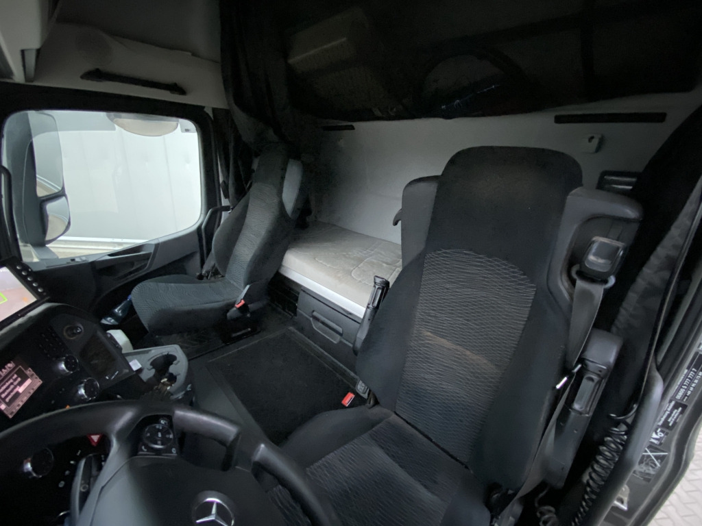 Mercedes-Benz 1845 HAD Arocs Hydrodrive - Тягач: фото 4 Mercedes-Benz 1845 HAD Arocs Hydrodrive - Тягач: фото 4