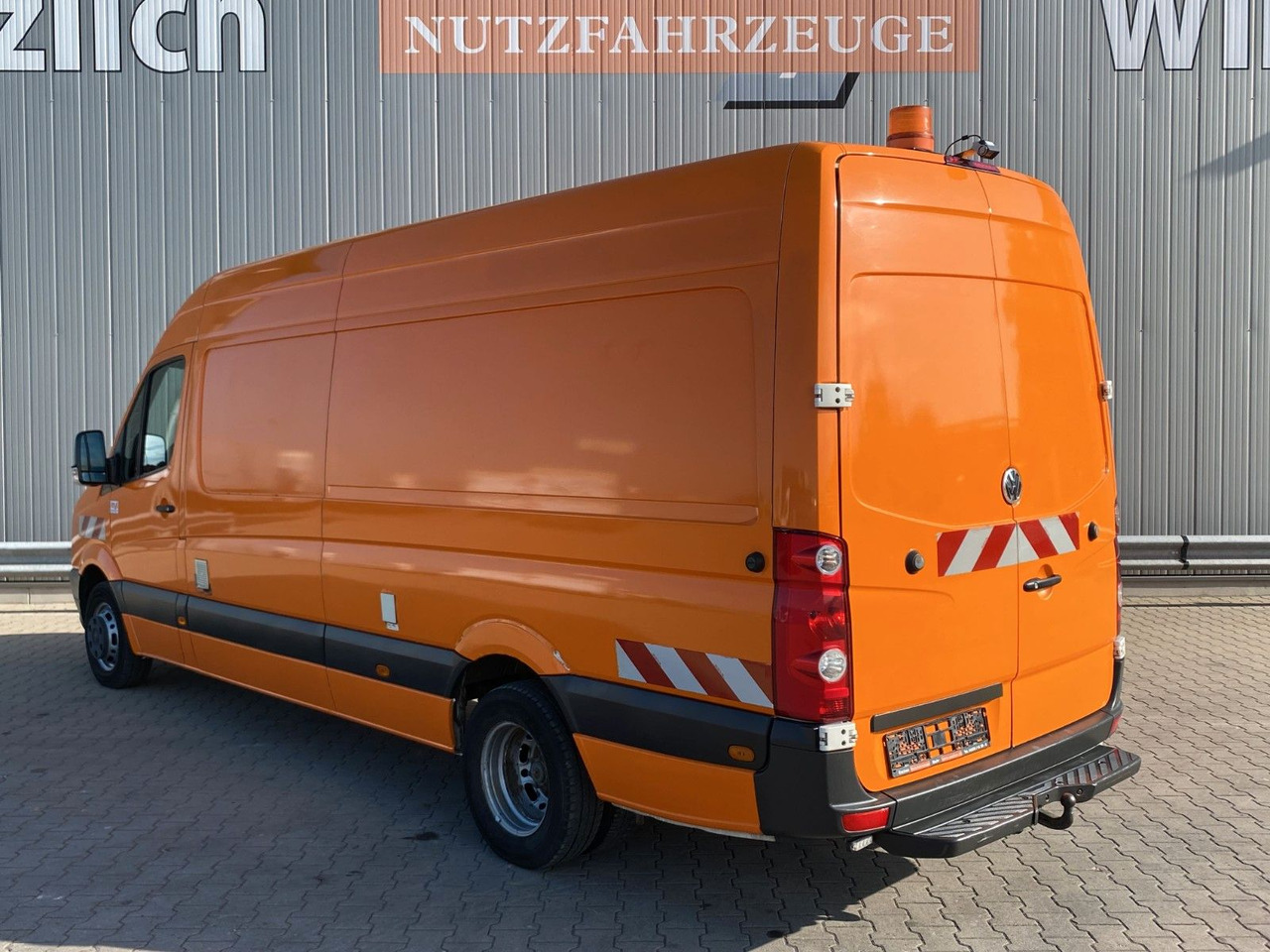 Volkswagen Crafter Kamerawagen |PC-Setup*Standklima*RFK*AHK - Пассажирский фургон: фото 3 Volkswagen Crafter Kamerawagen |PC-Setup*Standklima*RFK*AHK - Пассажирский фургон: фото 3