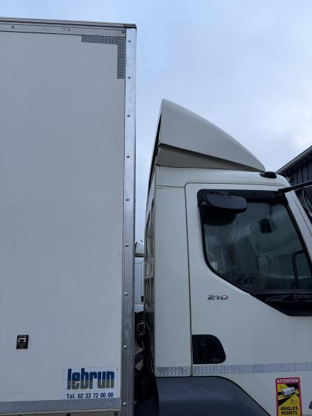 DAF LF 210 - Грузовик с закрытым кузовом: фото 2 DAF LF 210 - Грузовик с закрытым кузовом: фото 2