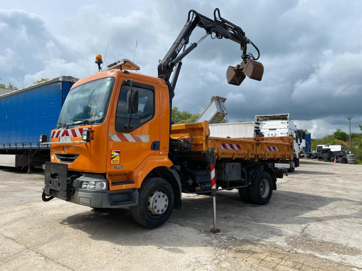 Renault Midlum 180 - Самосвал, Автоманипулятор: фото 5 Renault Midlum 180 - Самосвал, Автоманипулятор: фото 5