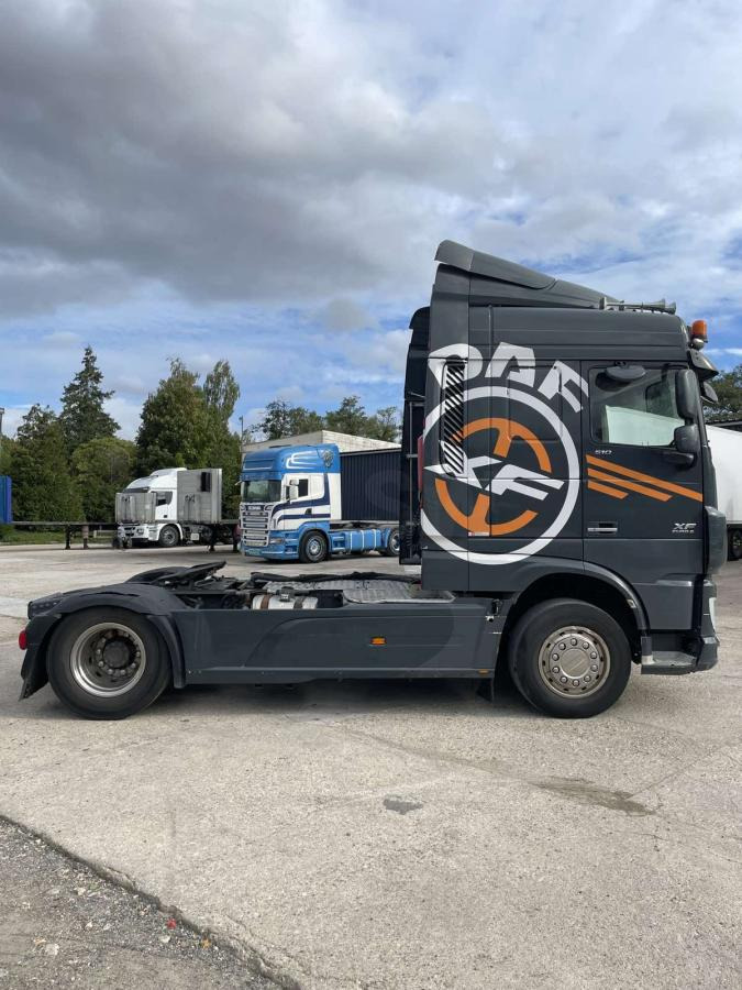 Тягач DAF XF 530: фото 9