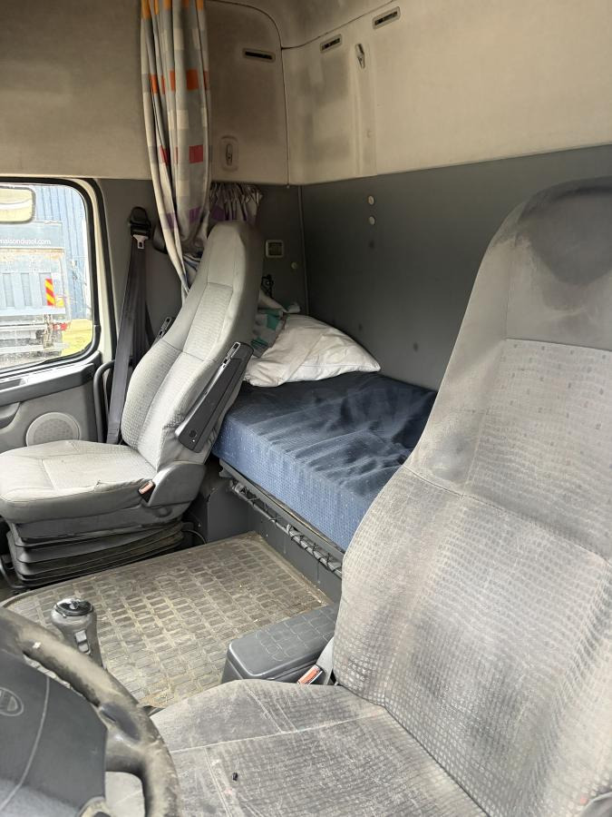 Volvo FH12 380 - Тягач: фото 3 Volvo FH12 380 - Тягач: фото 3