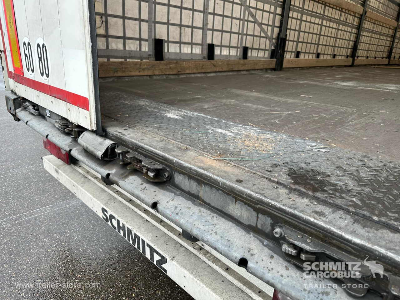 SCHMITZ Curtainsider Mega - Тентованный полуприцеп: фото 4 SCHMITZ Curtainsider Mega - Тентованный полуприцеп: фото 4