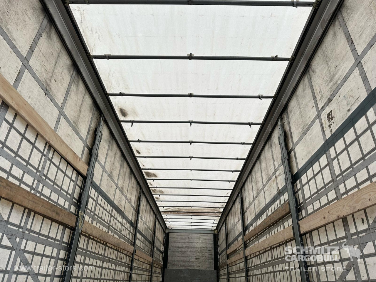 SCHMITZ Curtainsider Mega - Тентованный полуприцеп: фото 5 SCHMITZ Curtainsider Mega - Тентованный полуприцеп: фото 5