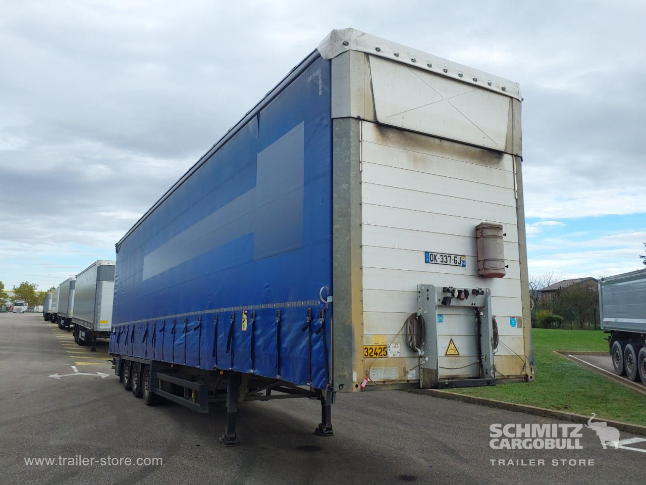 SCHMITZ Curtainsider Mega - Тентованный полуприцеп: фото 1 SCHMITZ Curtainsider Mega - Тентованный полуприцеп: фото 1