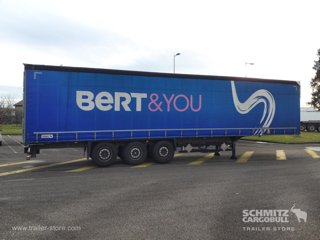 SCHMITZ Curtainsider Standard - Тентованный полуприцеп: фото 2 SCHMITZ Curtainsider Standard - Тентованный полуприцеп: фото 2