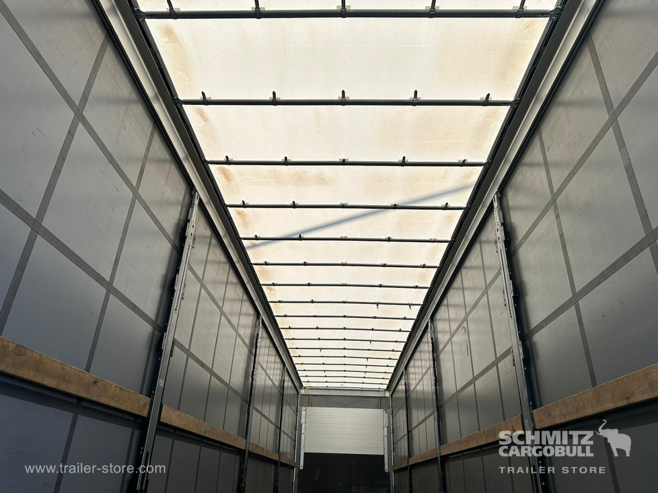 SCHMITZ Curtainsider Standard - Тентованный полуприцеп: фото 5 SCHMITZ Curtainsider Standard - Тентованный полуприцеп: фото 5