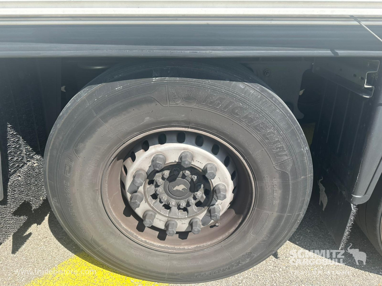 SCHMITZ Frigo standard Taillift - Изотермический полуприцеп: фото 3 SCHMITZ Frigo standard Taillift - Изотермический полуприцеп: фото 3