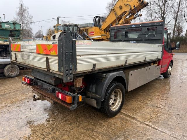 Ford Transit 460 LEF DRW RWD - Малотоннажный самосвал: фото 3 Ford Transit 460 LEF DRW RWD - Малотоннажный самосвал: фото 3