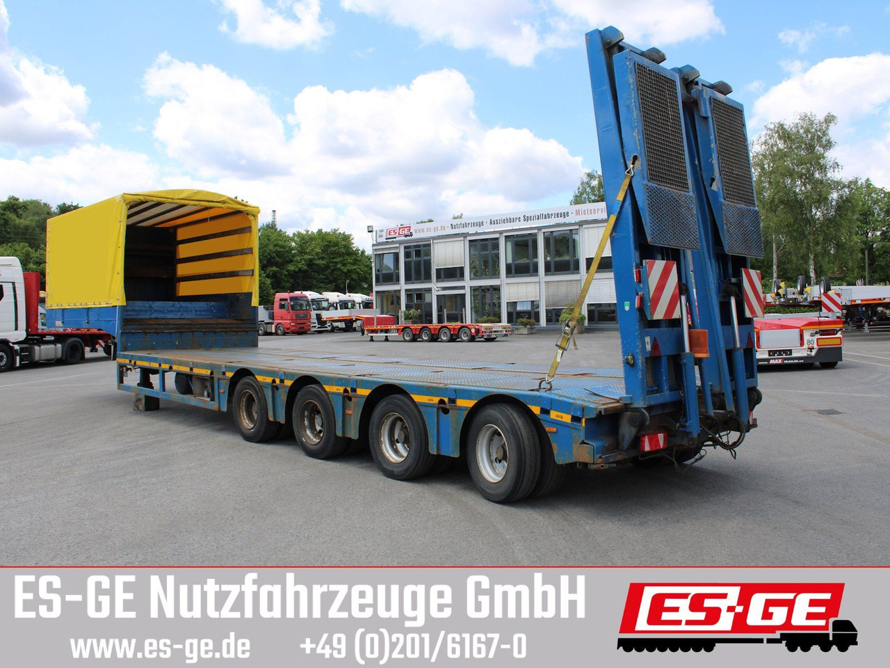 Низкорамный полуприцеп Kässbohrer 4-Achs-Satteltieflader: фото 1