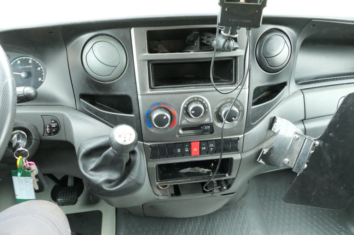 Малотоннажный фургон IVECO Daily 35 S11 C30C AUTOMATIK KAMERA MAXI Regale L: фото 10