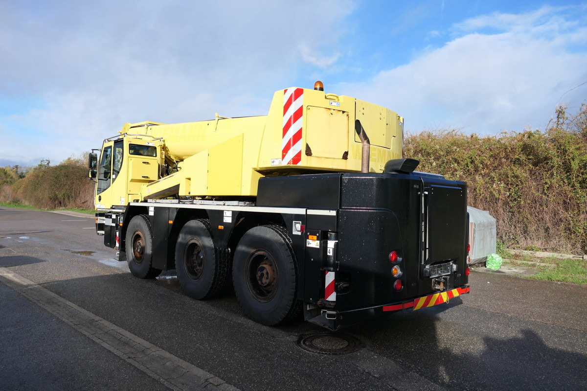 LIEBHERR LTC 1045-3.1 - Мобильный кран: фото 4 LIEBHERR LTC 1045-3.1 - Мобильный кран: фото 4