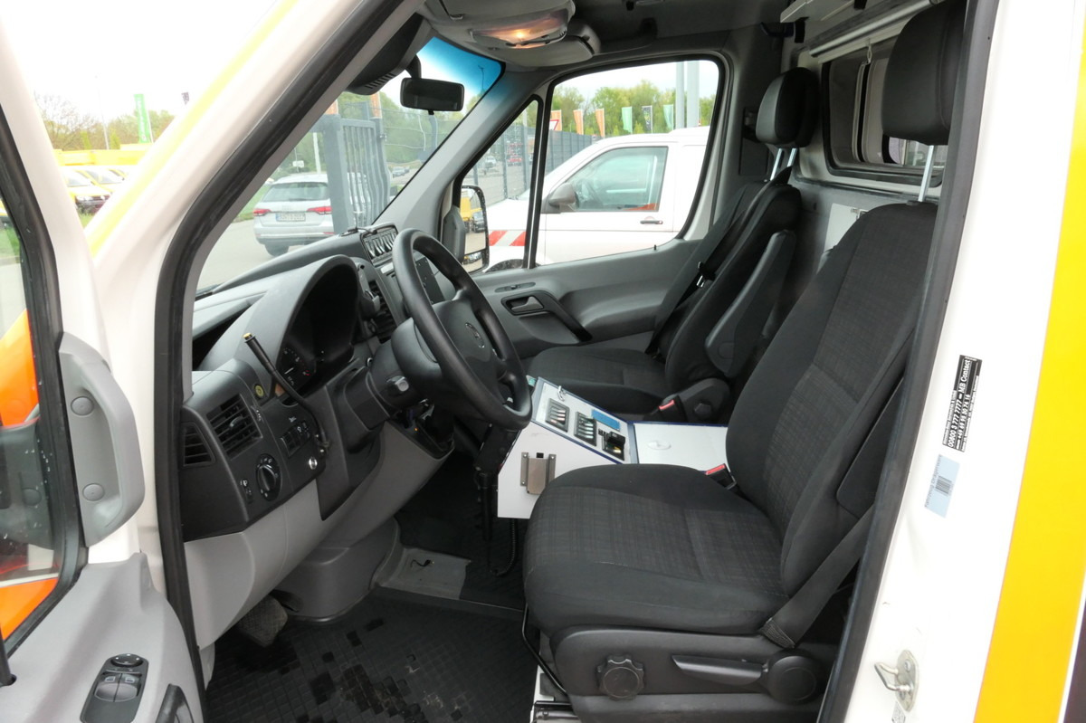 MERCEDES-BENZ Sprinter 519 CDI Klima Krankenwagen в лизинг MERCEDES-BENZ Sprinter 519 CDI Klima Krankenwagen: фото 17