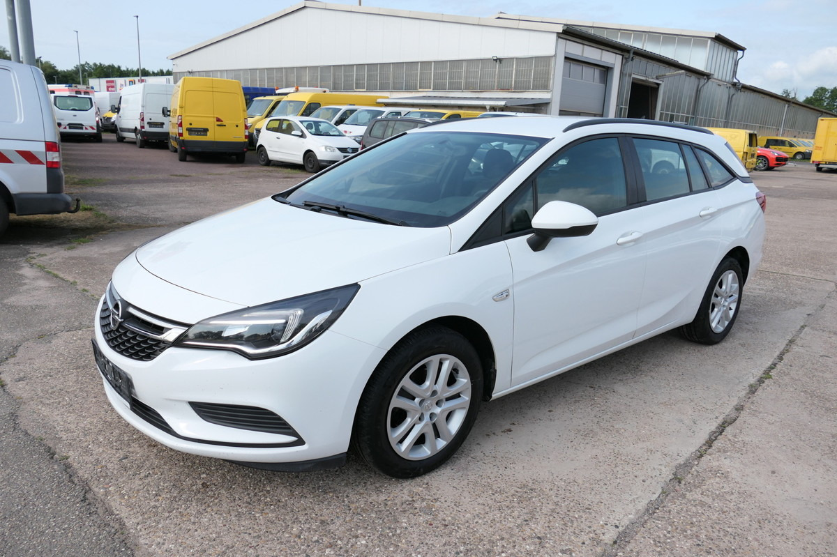 OPEL Astra K 1.6 CDTI Edition S/S KLIMA - Легковой автомобиль: фото 1 OPEL Astra K 1.6 CDTI Edition S/S KLIMA - Легковой автомобиль: фото 1