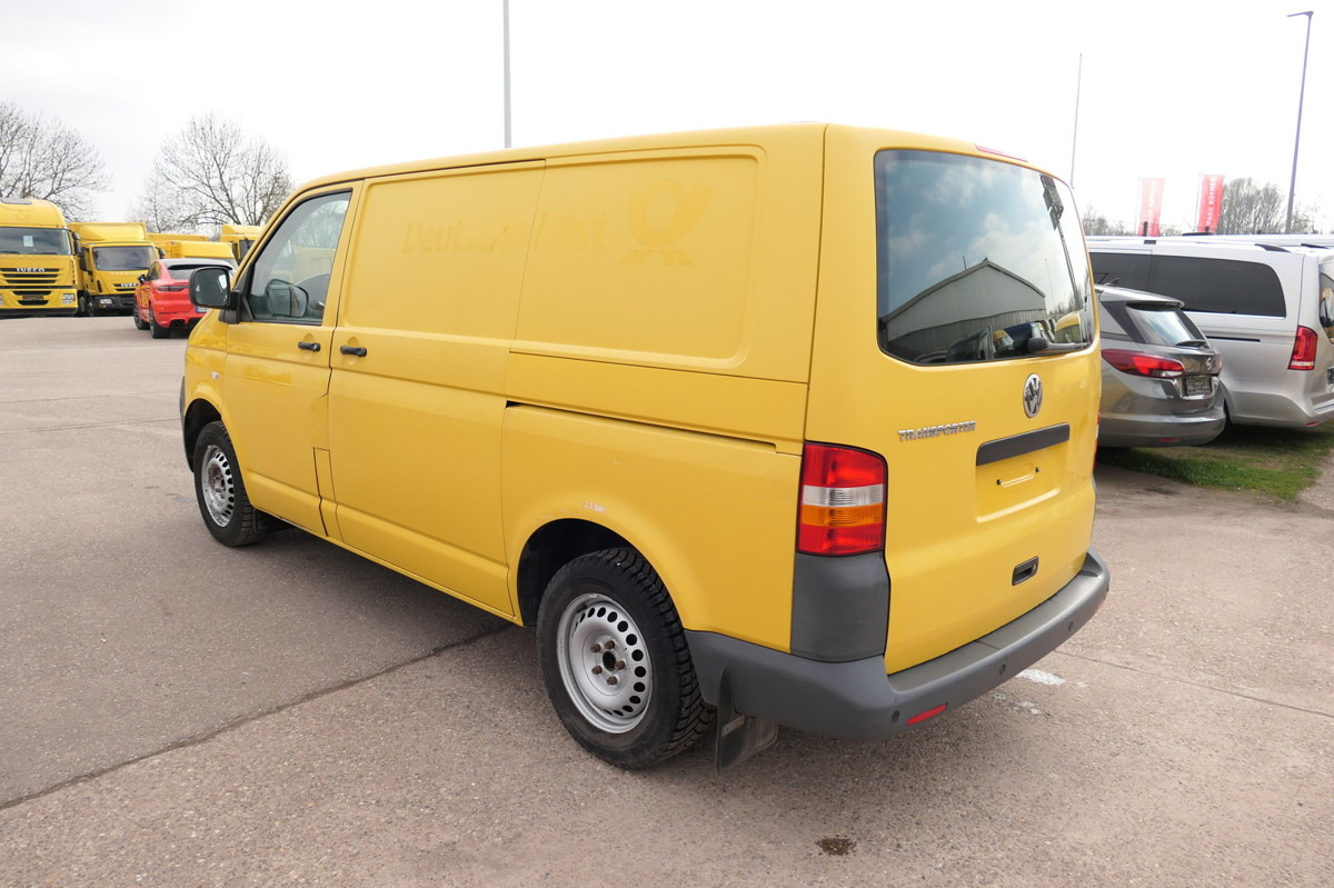 VW T5 Transporter 1.9 TDI PARKTRONIK 2xSCHIEBETÜR - Легковой фургон: фото 5 VW T5 Transporter 1.9 TDI PARKTRONIK 2xSCHIEBETÜR - Легковой фургон: фото 5