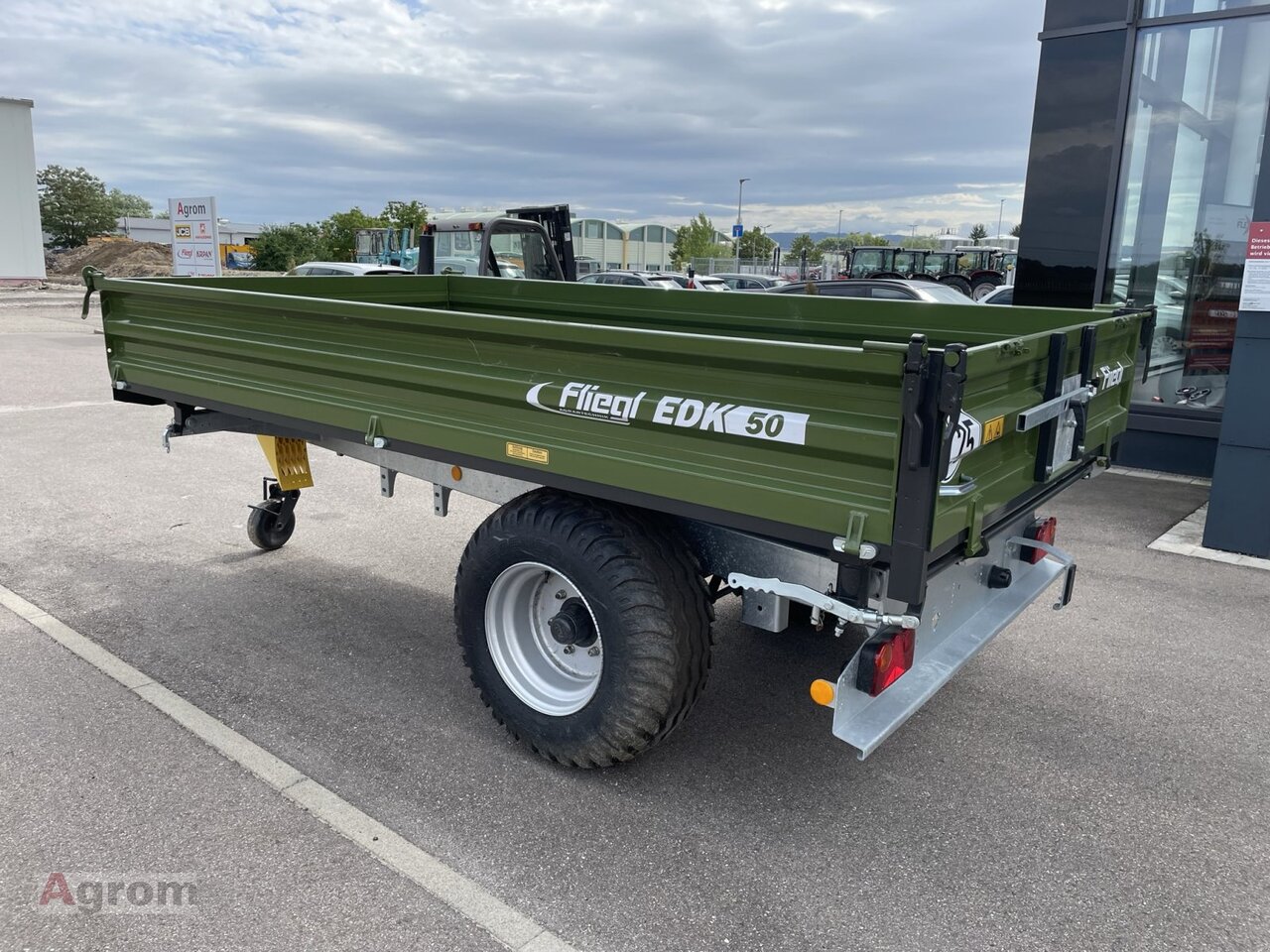 Fliegl EDK 50 FOX - Сельскохозяйственный прицеп-самосвал: фото 4 Fliegl EDK 50 FOX - Сельскохозяйственный прицеп-самосвал: фото 4