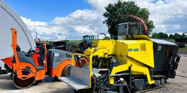 Demag DF 40C - Асфальтоукладчик: фото 1 Demag DF 40C - Асфальтоукладчик: фото 1