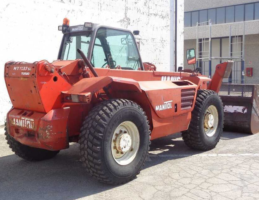 Manitou MT 1337 SLT - Телескопический погрузчик: фото 2 Manitou MT 1337 SLT - Телескопический погрузчик: фото 2