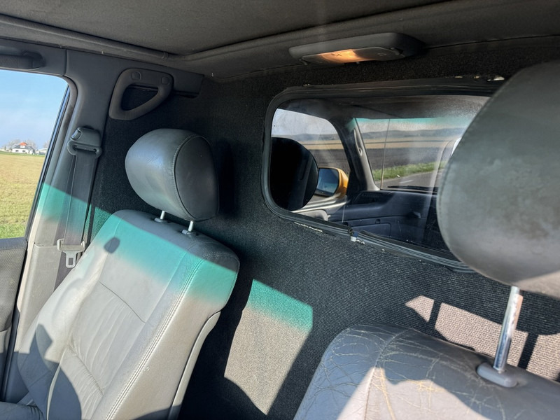 Внедорожник Toyota Land Cruiser: фото 9 Внедорожник Toyota Land Cruiser: фото 9