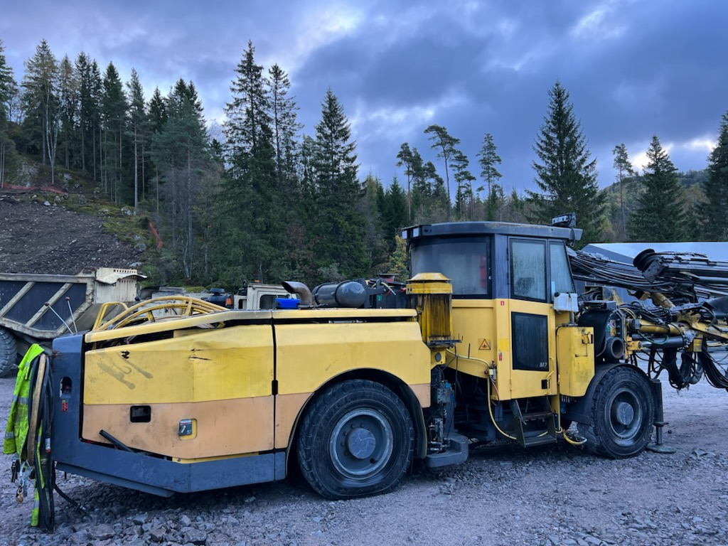 Atlas Copco M2C - Техника для горизонтального бурения: фото 4 Atlas Copco M2C - Техника для горизонтального бурения: фото 4