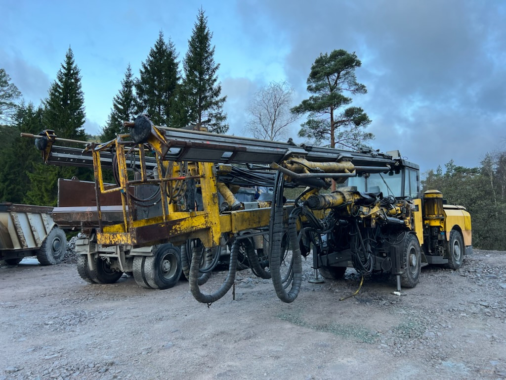 Atlas Copco M2C - Техника для горизонтального бурения: фото 2 Atlas Copco M2C - Техника для горизонтального бурения: фото 2