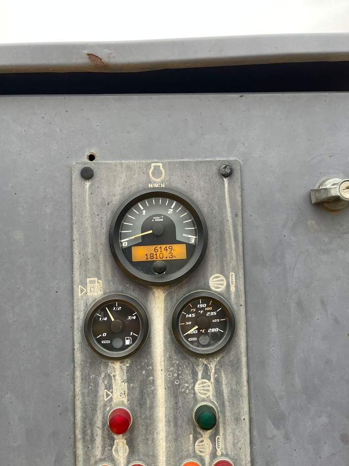 Atlas Copco ROC D3-01 - Буровая машина: фото 4 Atlas Copco ROC D3-01 - Буровая машина: фото 4