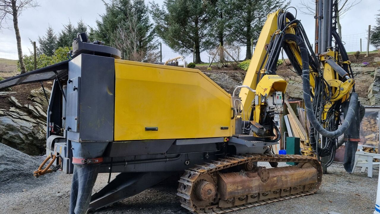 Atlas Copco ROC D7-01 RRC - Буровая машина: фото 3 Atlas Copco ROC D7-01 RRC - Буровая машина: фото 3