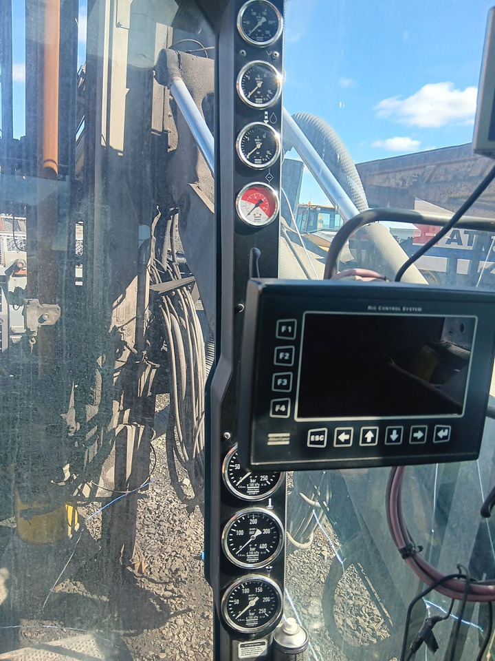 Atlas Copco ROC L7 (40)CR - Буровая машина: фото 5 Atlas Copco ROC L7 (40)CR - Буровая машина: фото 5