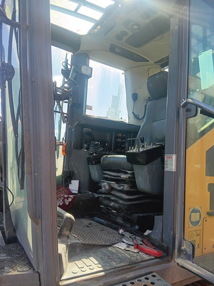 Atlas Copco ROC L7 (40)CR - Буровая машина: фото 5 Atlas Copco ROC L7 (40)CR - Буровая машина: фото 5