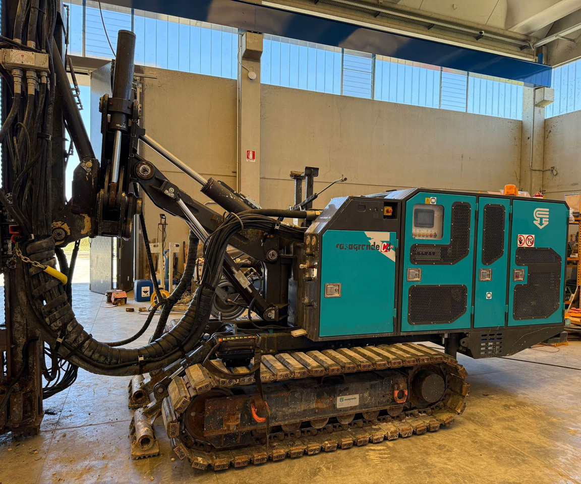 Casagrande C4 XP-2 - Сваебойная установка: фото 1 Casagrande C4 XP-2 - Сваебойная установка: фото 1