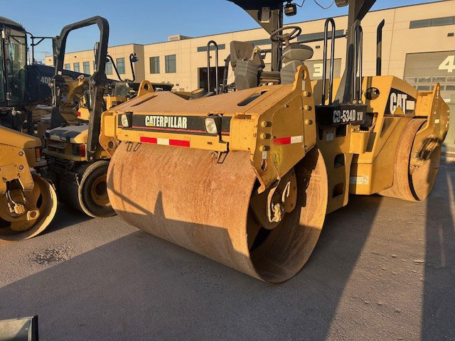 Caterpillar CB-543D XW - Каток: фото 3 Caterpillar CB-543D XW - Каток: фото 3