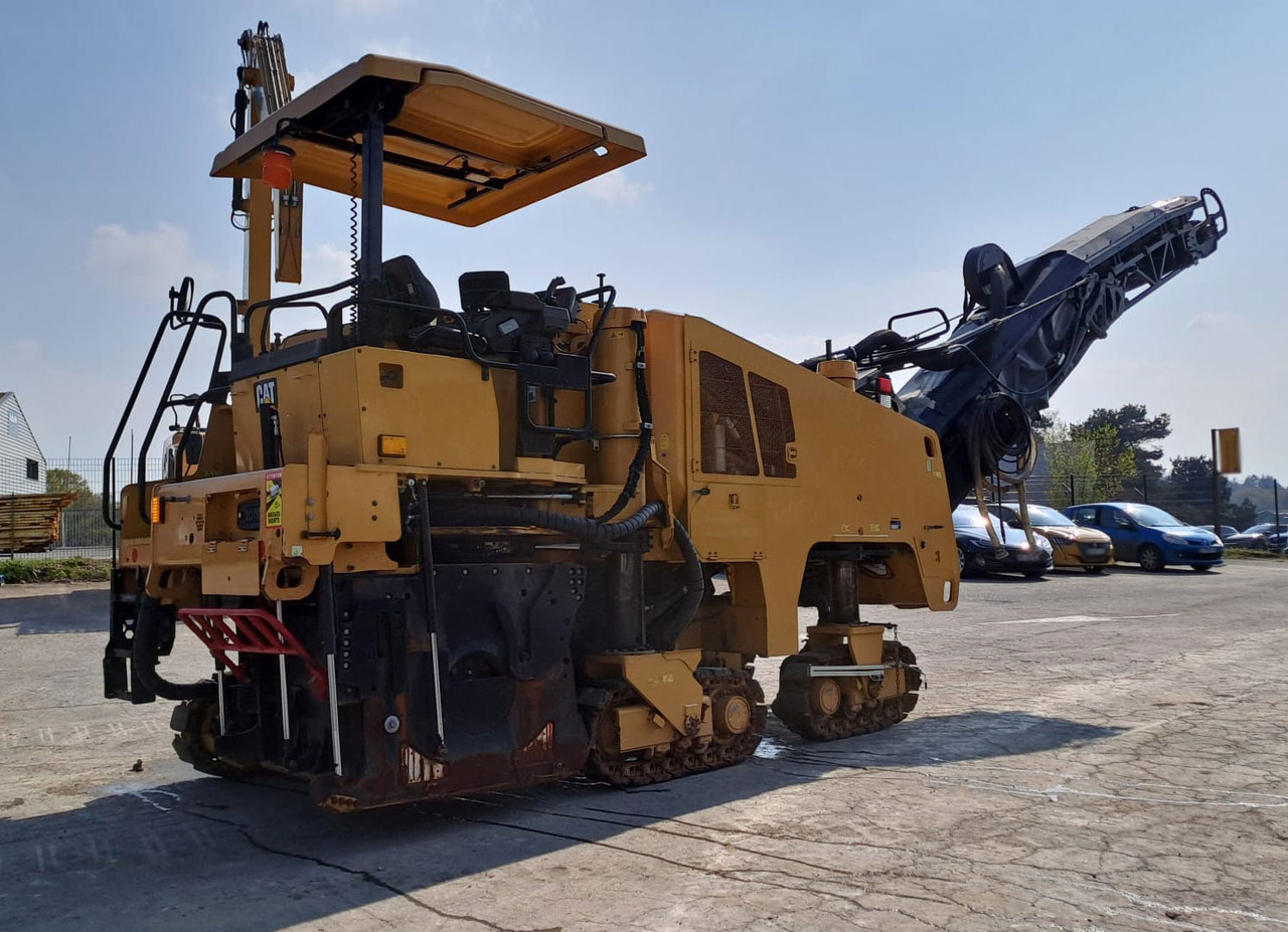 Caterpillar PM-310 - Дорожная фреза: фото 2 Caterpillar PM-310 - Дорожная фреза: фото 2