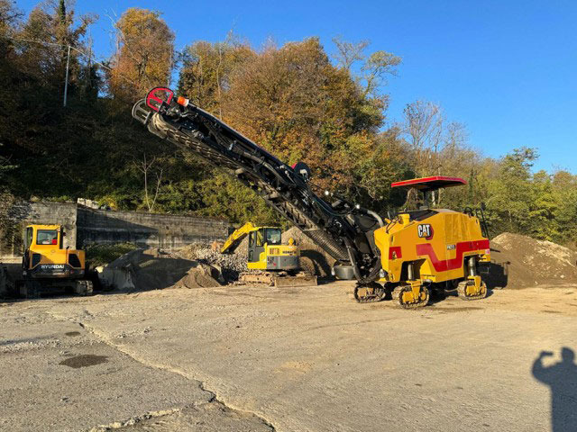 Caterpillar PM-313 - Дорожная фреза: фото 2 Caterpillar PM-313 - Дорожная фреза: фото 2