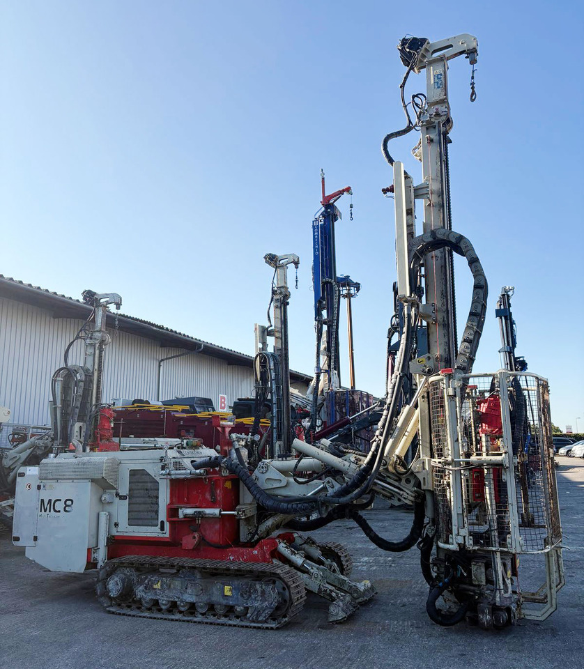 Comacchio MC8 - Сваебойная установка: фото 3 Comacchio MC8 - Сваебойная установка: фото 3