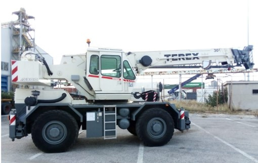 Terex A300 - Мобильный кран: фото 1 Terex A300 - Мобильный кран: фото 1